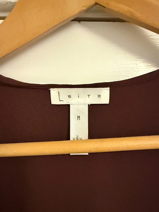 Leith Burgundy Sleeveless Ruffle Wrap Dress Medium - Picture 2 of 6